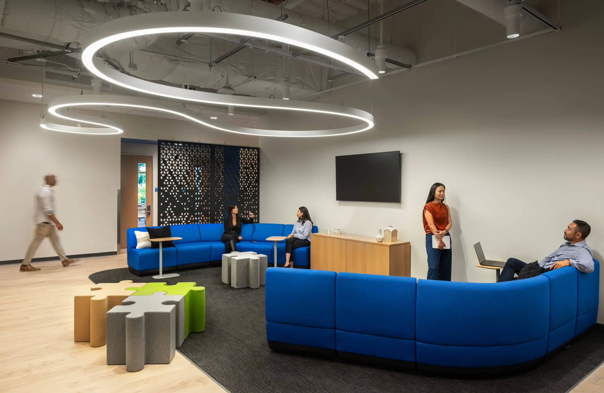 Commercial-TI - ASML2 Image